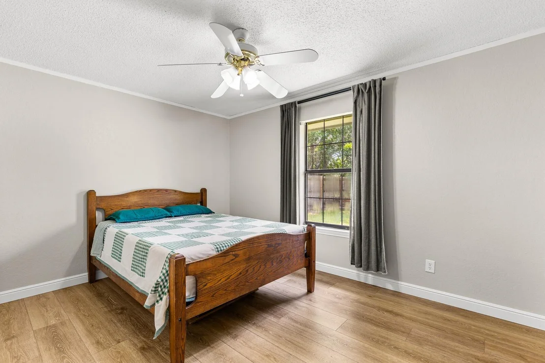 Photo of 1706 Lynx CIR