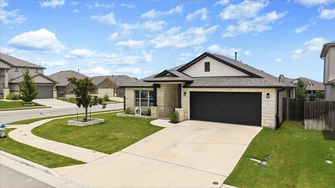 Photo of 205 Bright Star LN