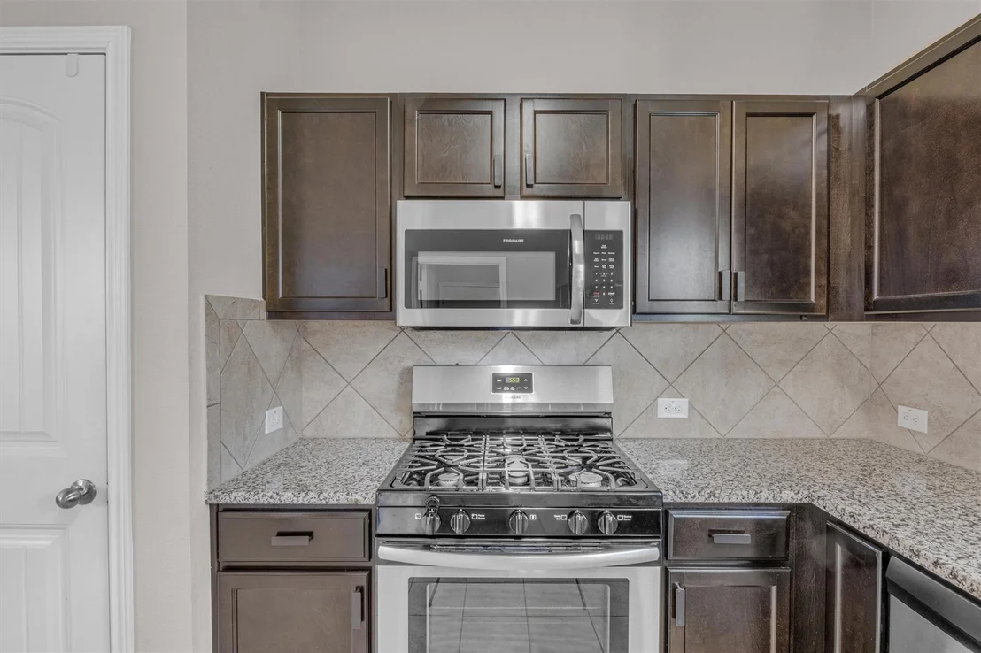 Photo of 10104 Lampton LN