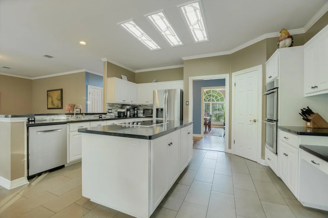 Photo of 2302 Cliffs Edge DR