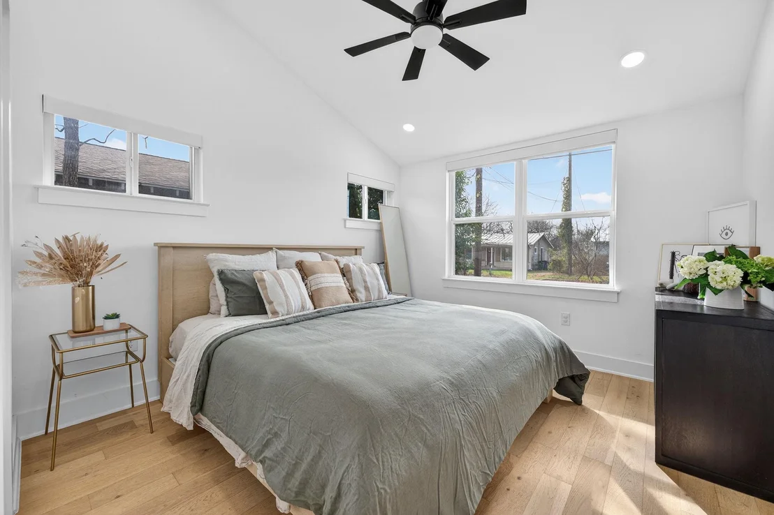 Photo of 504 W Croslin ST