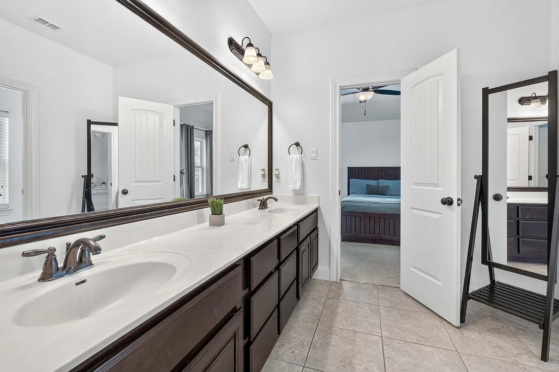 Photo of 1010 Canyon Edge DR