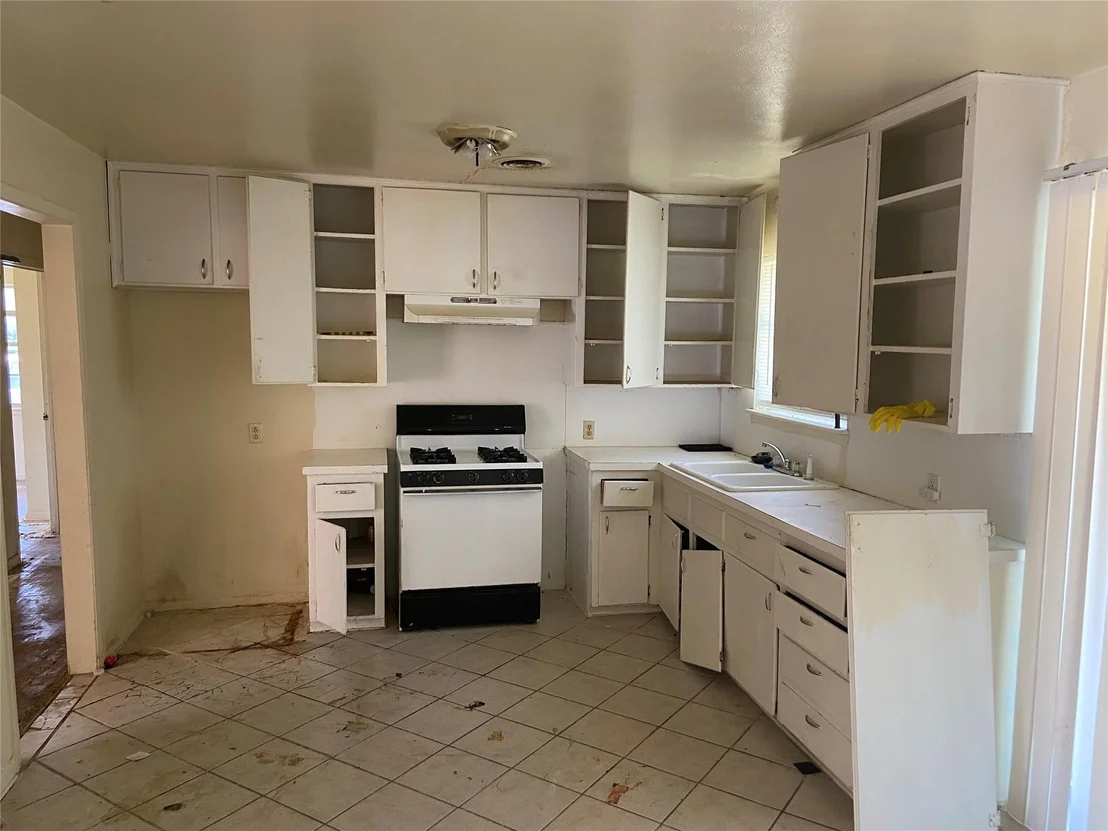 Photo of 1303 Connell DR