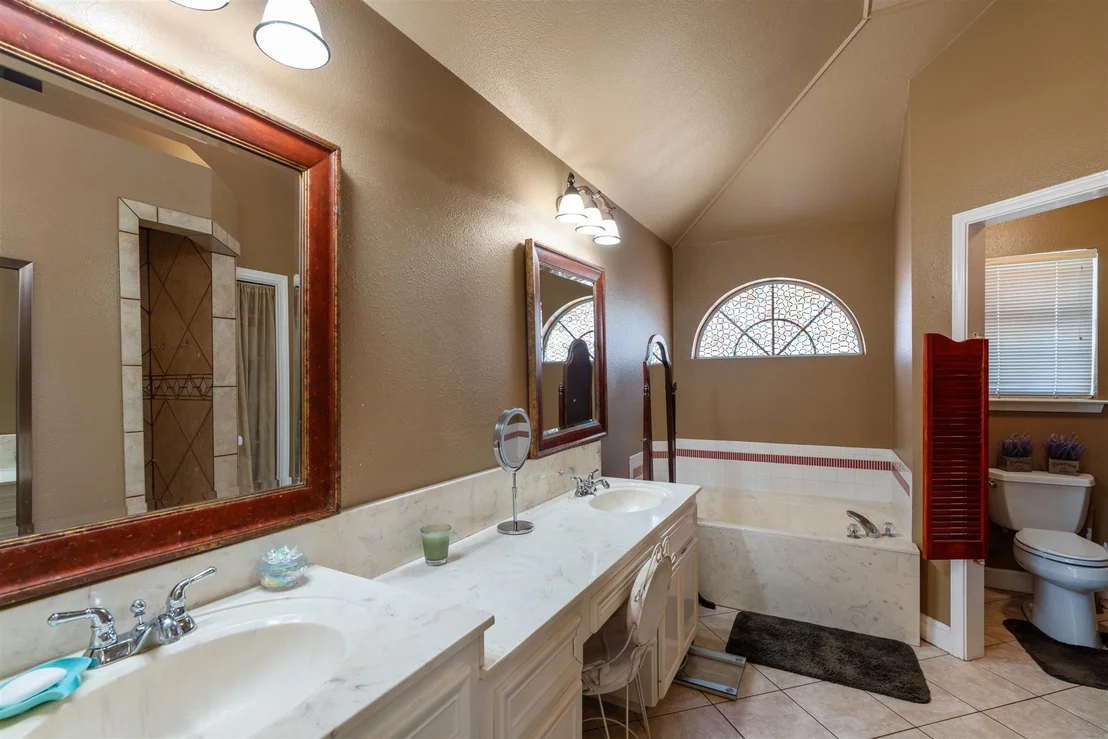 Photo of 1211 Sugarberry DR
