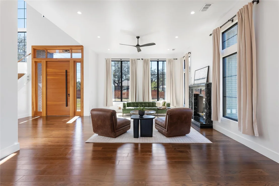 Photo of 1701 Saracen RD