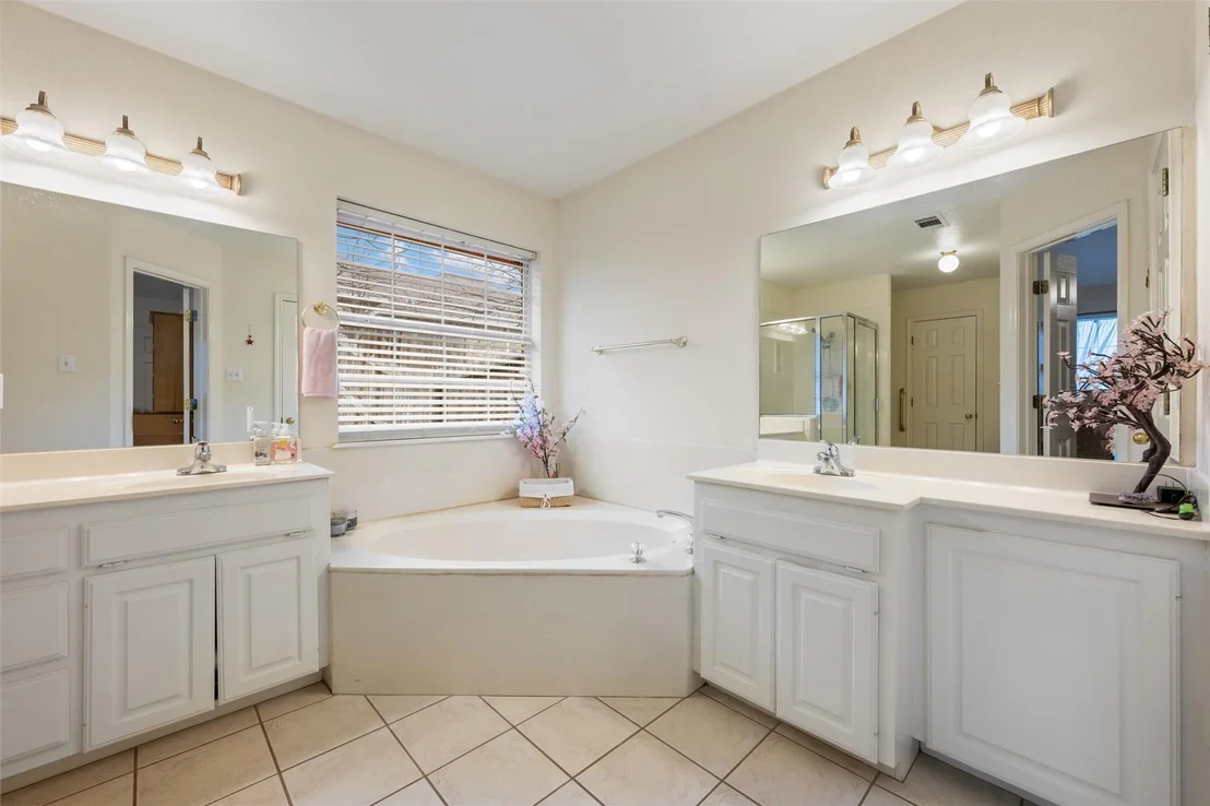 Photo of 1708 Bowen Ave