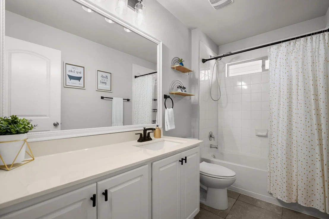 Photo of 11005 Bruneau TRL