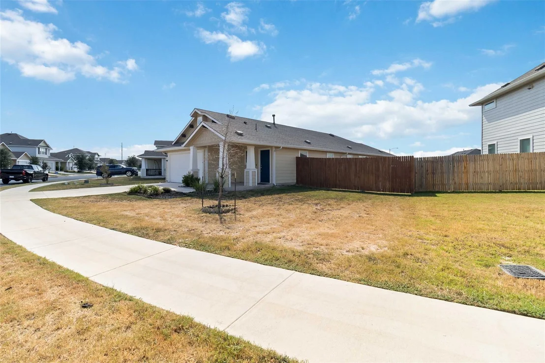 Photo of 236 Trailside LN