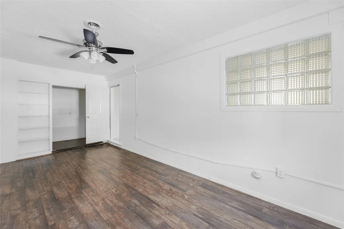 Photo of 6401 Kenilworth DR