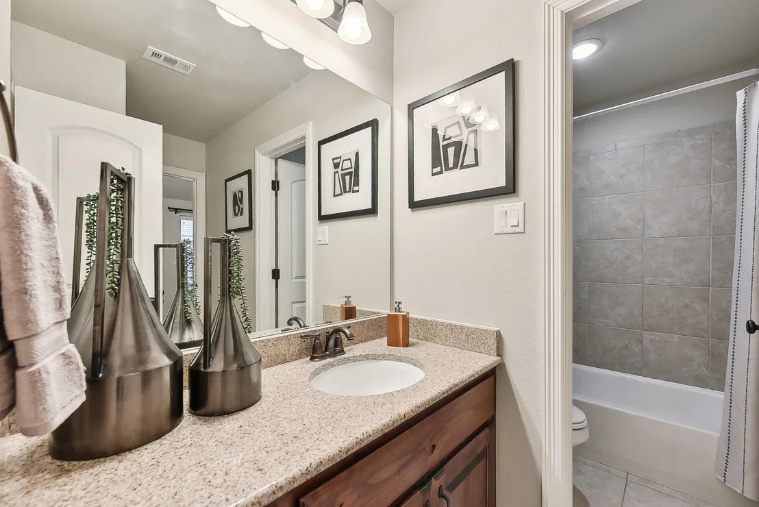 Photo of 2120 Park Place CIR