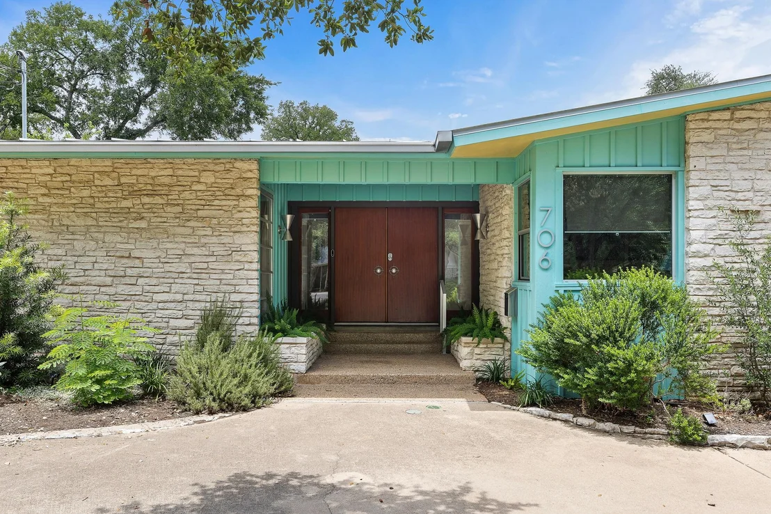 Photo of 706 Barton BLVD