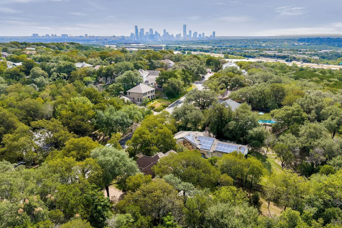 Photo of 1910 Holly Hill DR