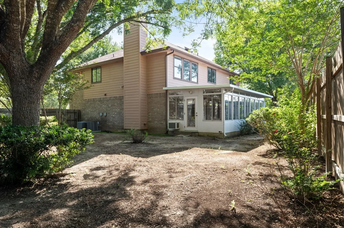 Photo of 1106 Split Oak CV