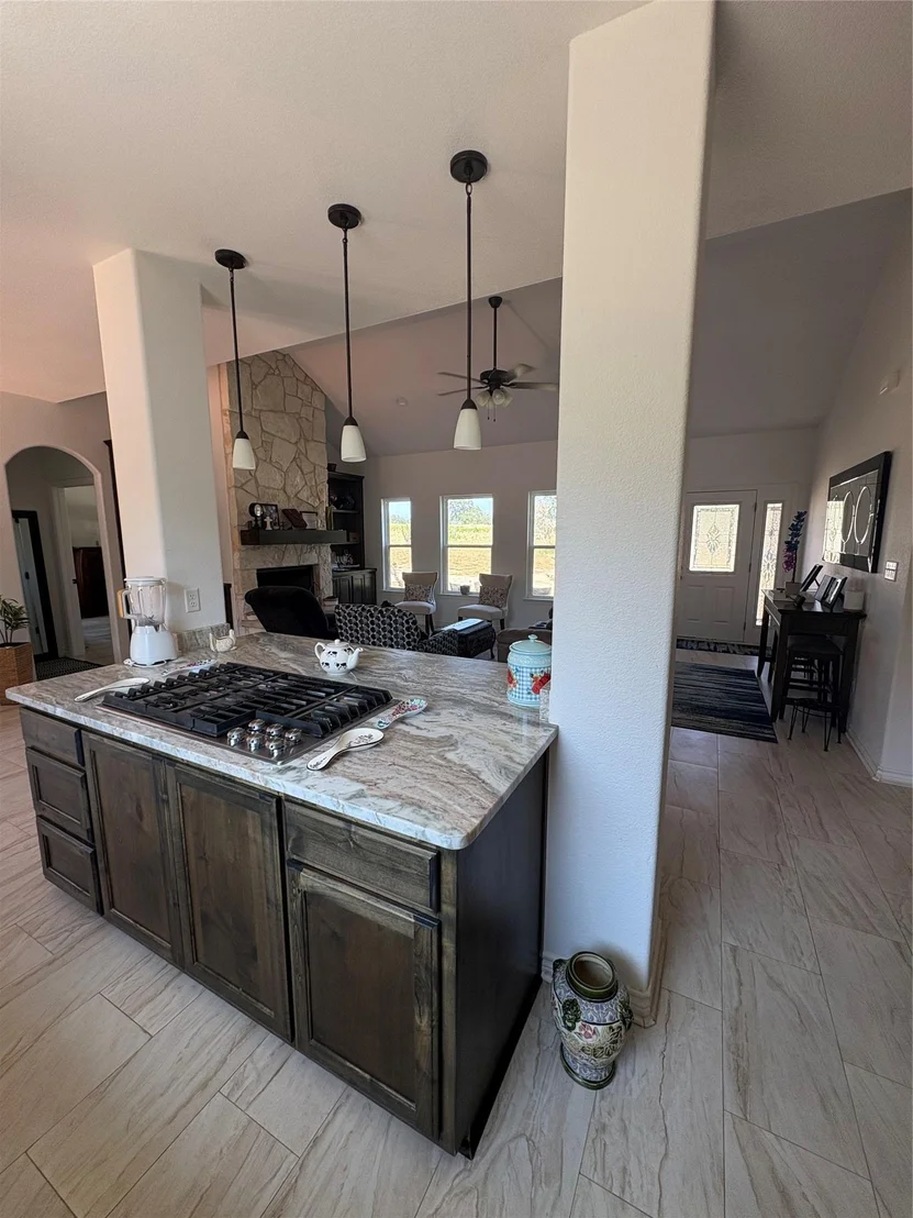 Photo of 668 Fairview DR