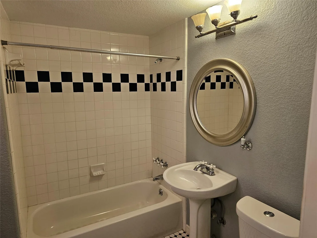 Photo of 5609 Arroyo RD