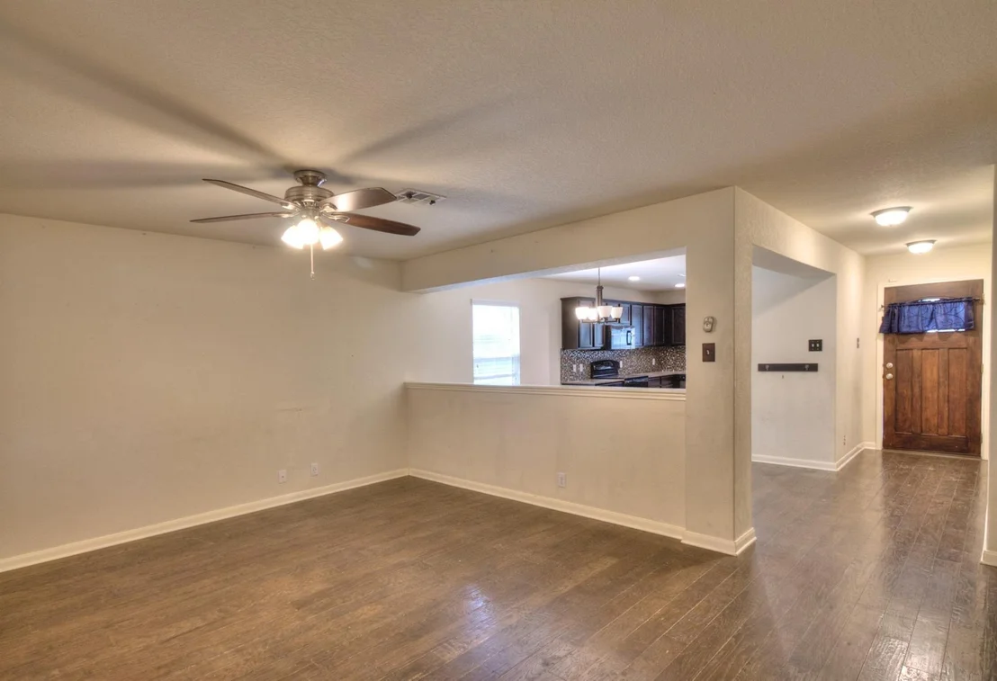 Photo of 1116 Wind Haven DR