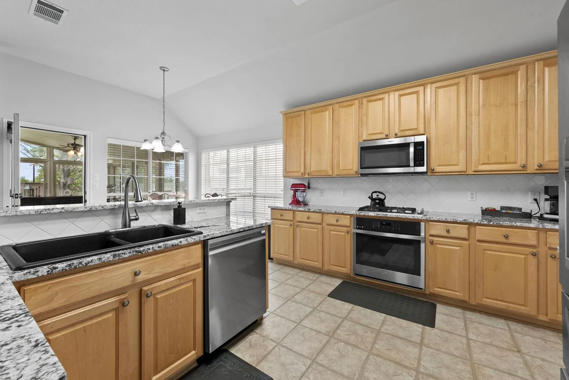 Photo of 15012 Galena DR