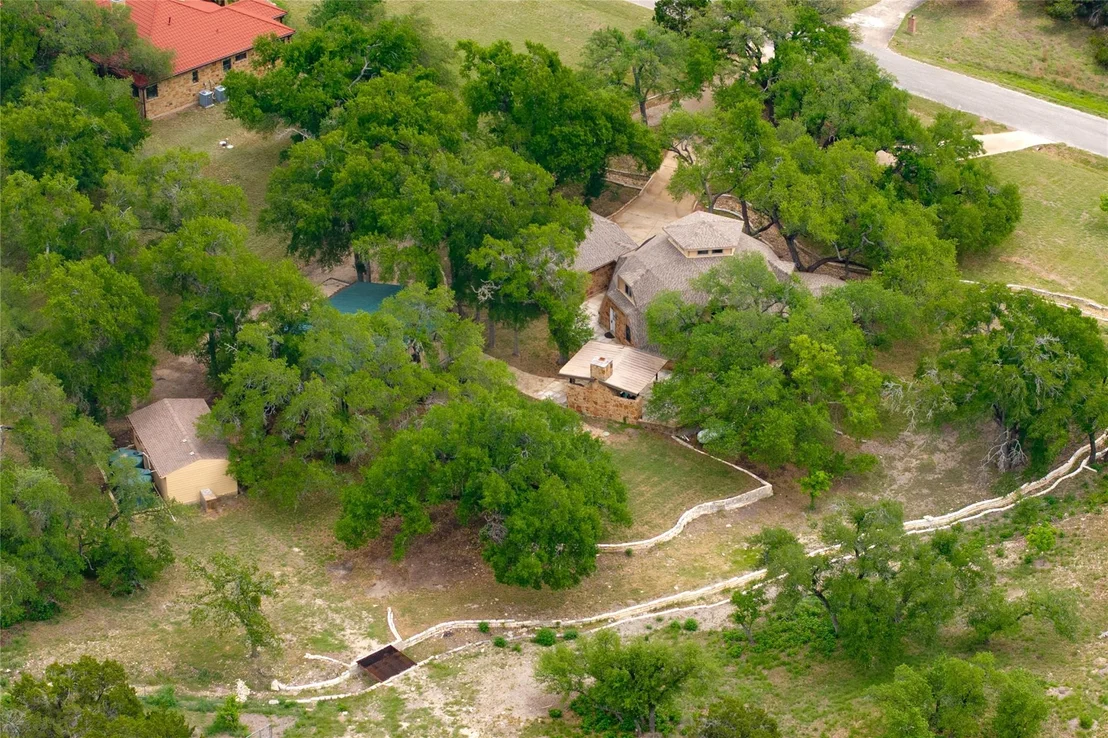 Photo of 16 Tall Oaks TRL