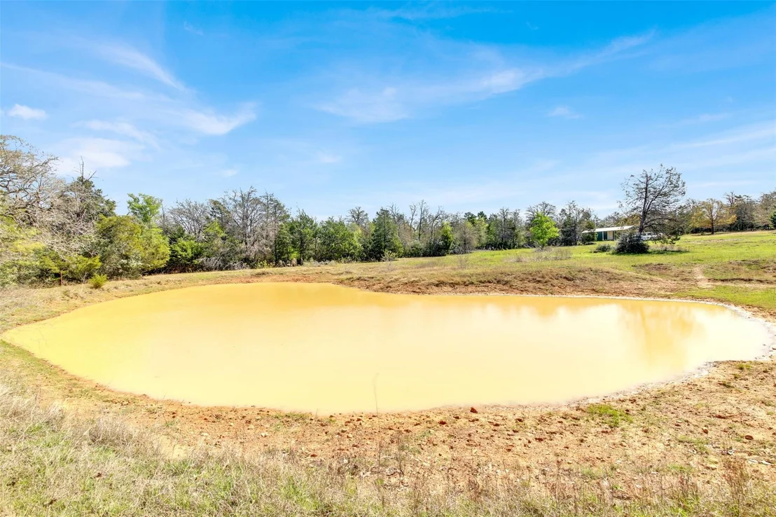 Photo of 1205 Private Road 7016 RD