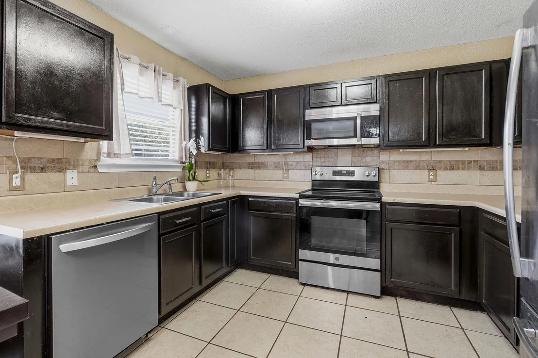 Photo of 12800 Wedding DR