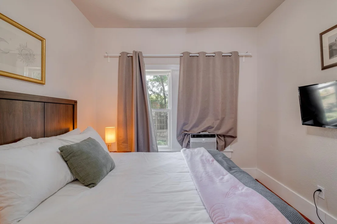 Photo of 905 Bellview Ave