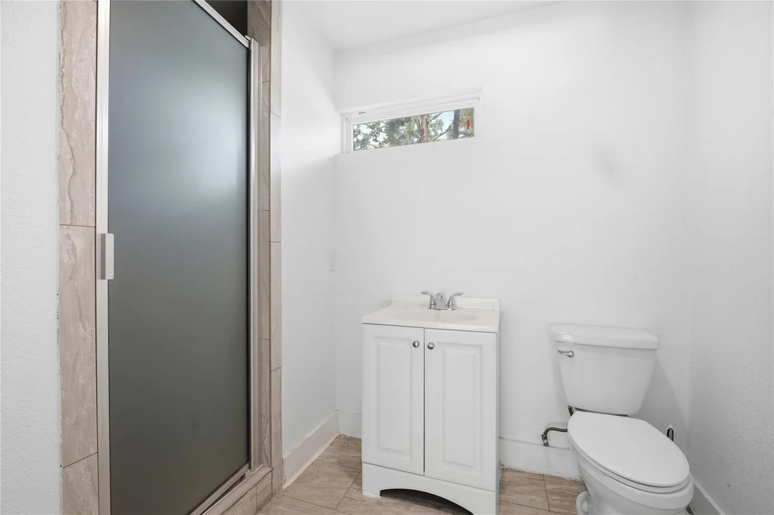 Photo of 8012 Bernard ST