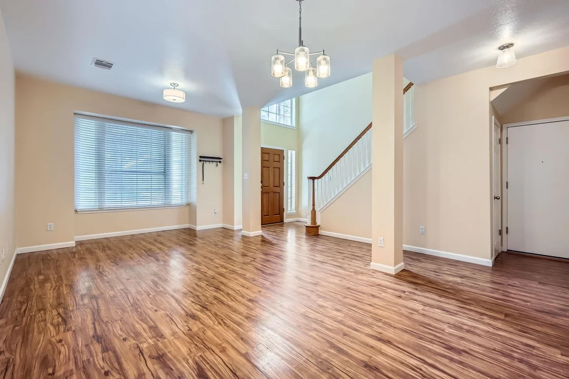 Photo of 2708 Winding Brook DR