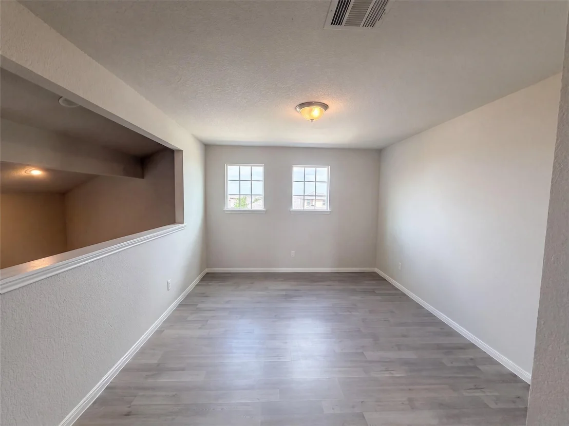 Photo of 1508 Ferryman DR