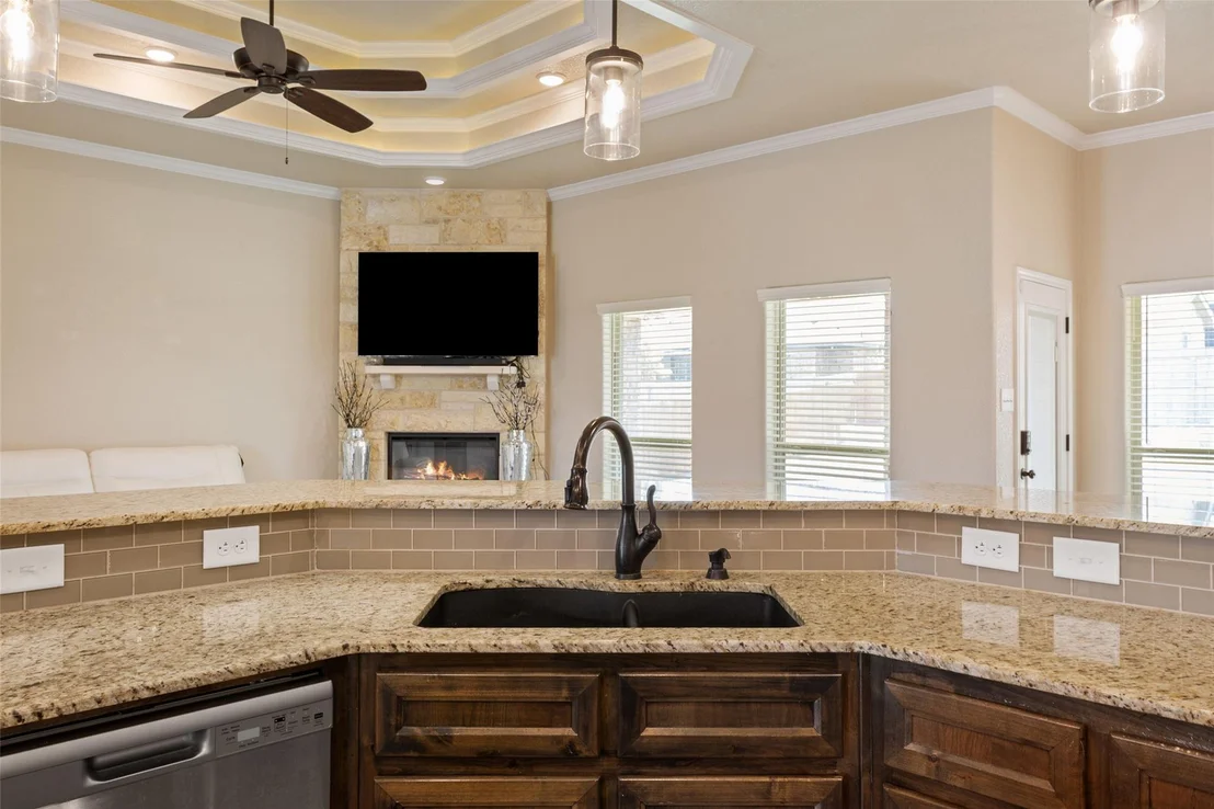 Photo of 7601 Silicon DR