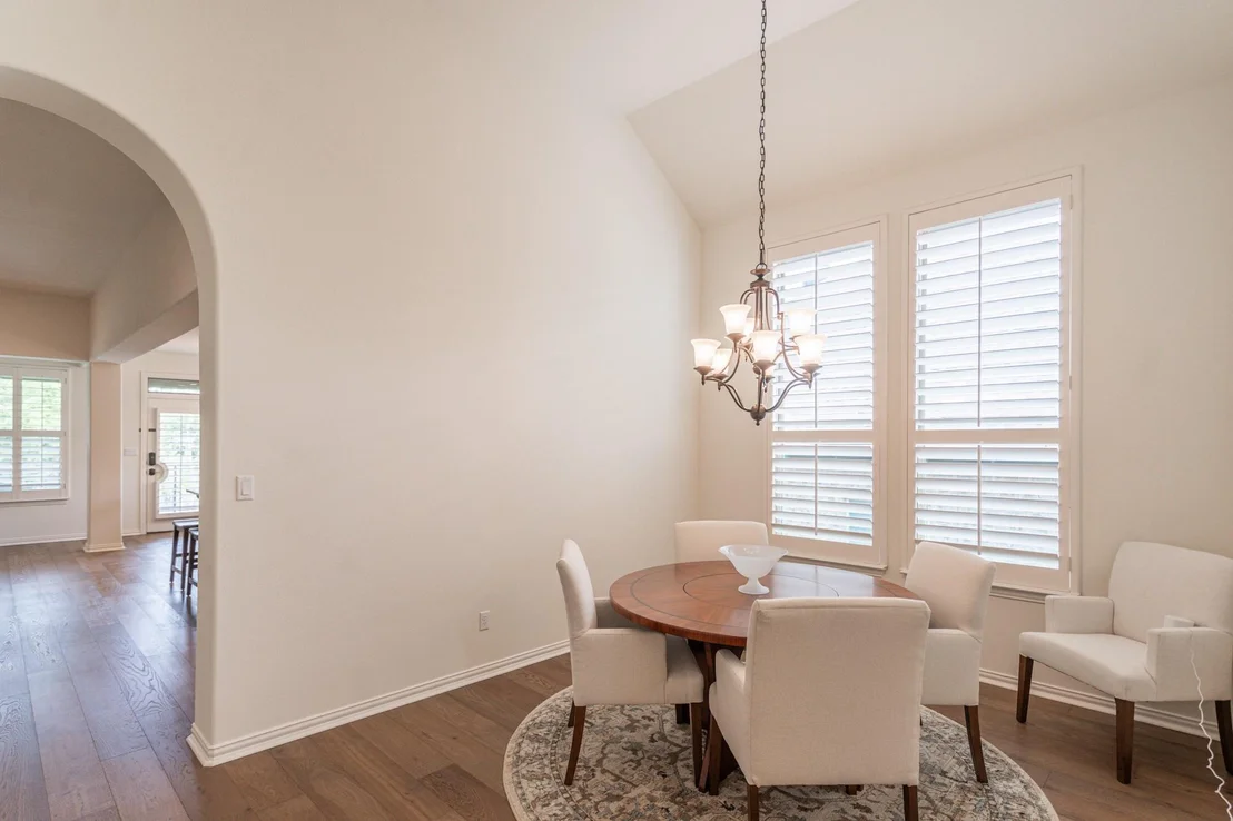 Photo of 557 Merion DR