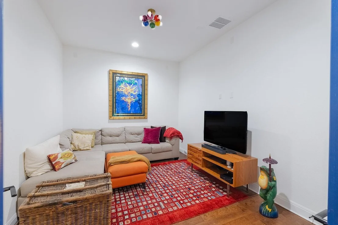 Photo of 129 Hollytree CT