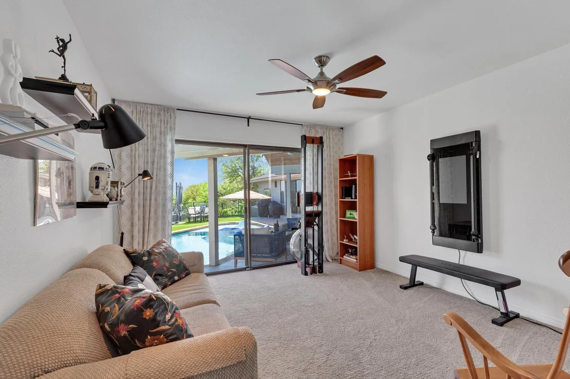 Photo of 402 Eagle