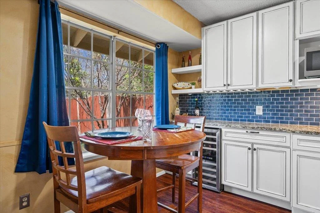 Photo of 9712 Halifax DR