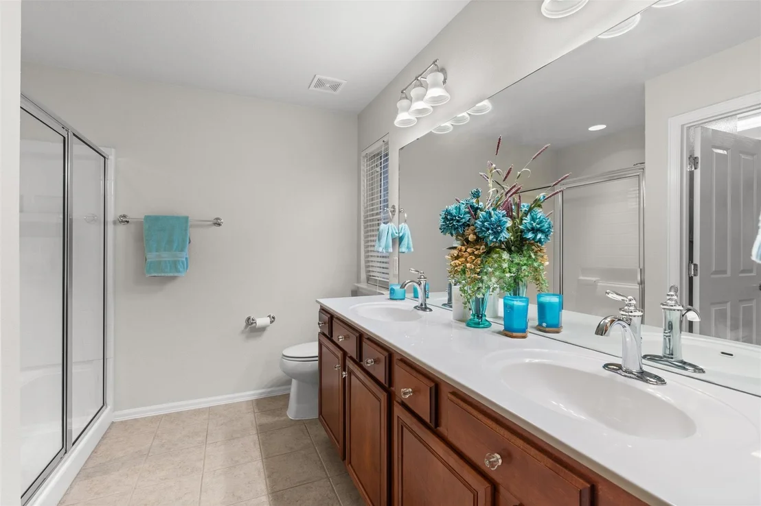 Photo of 533 Salt Creek LN
