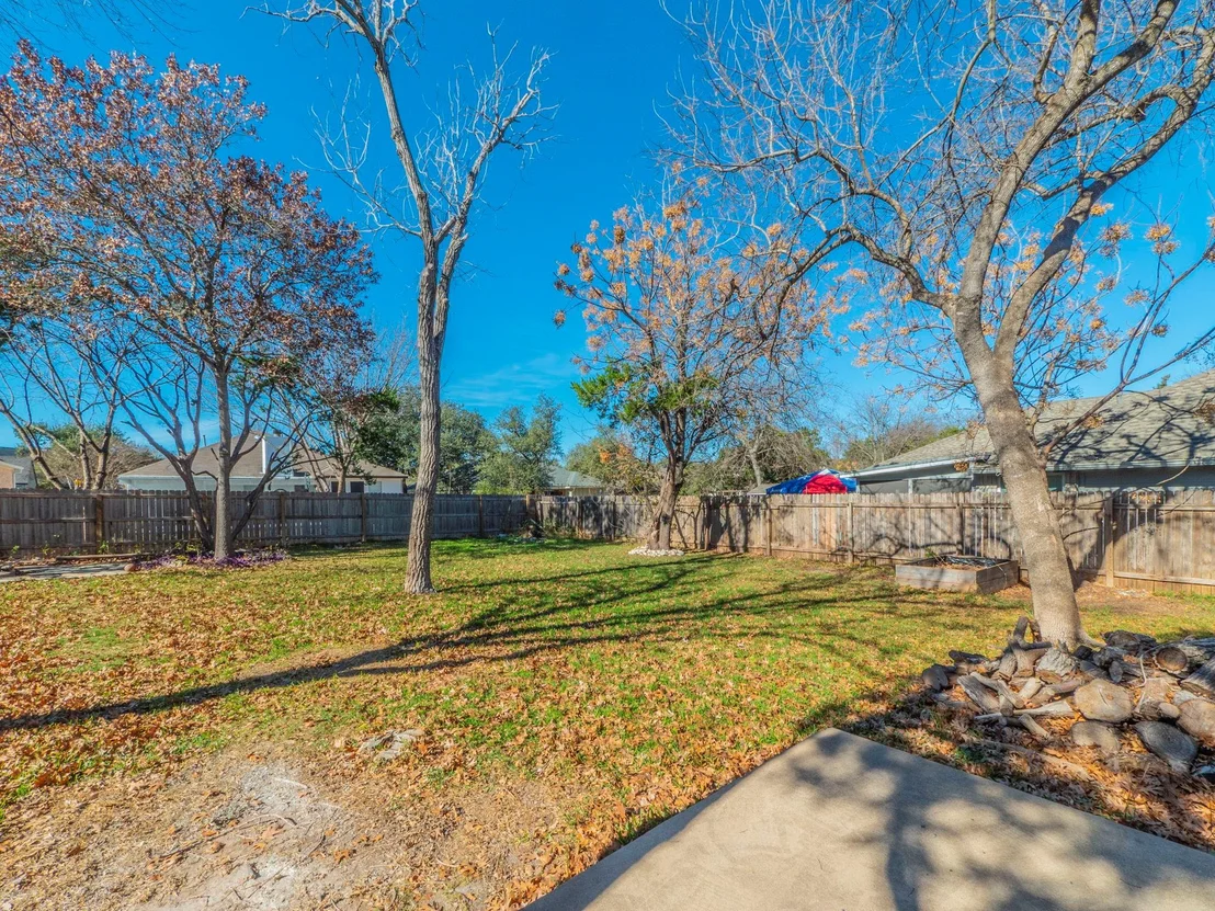Photo of 1807 Parkwood DR