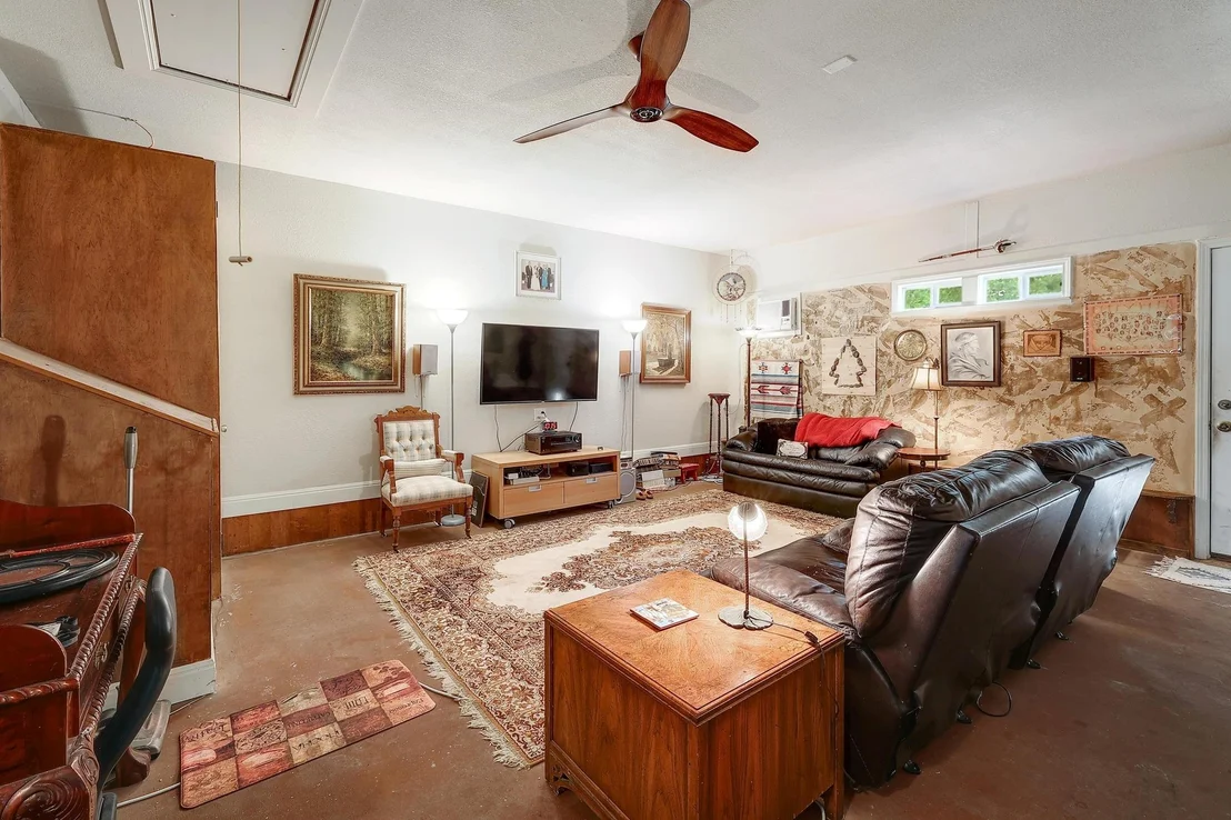 Photo of 210 Buoy CIR