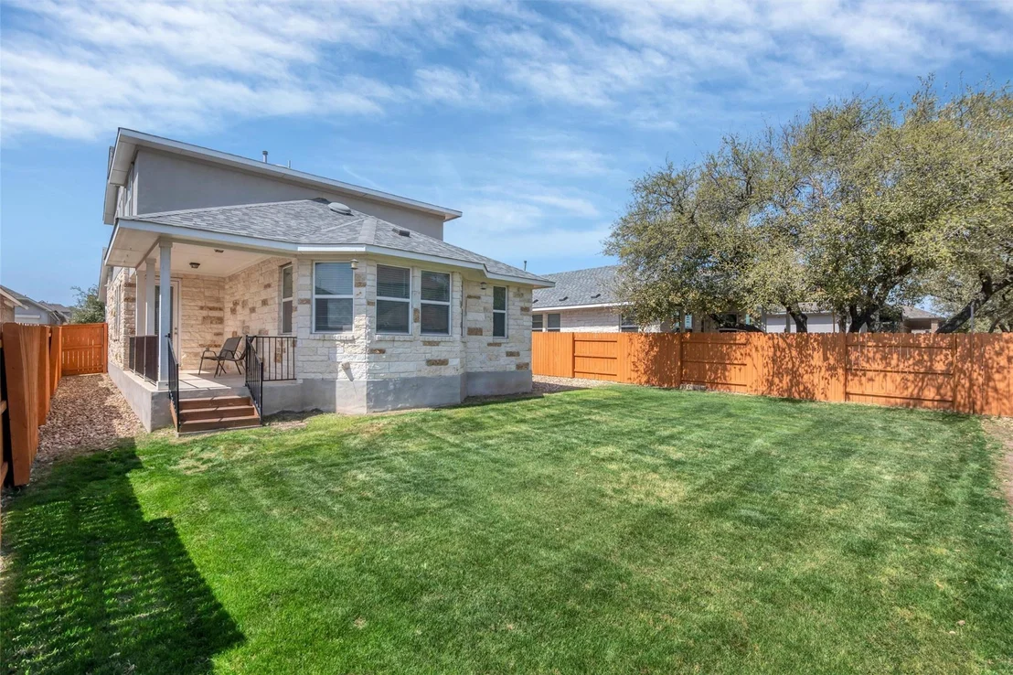Photo of 2404 Burberry LN