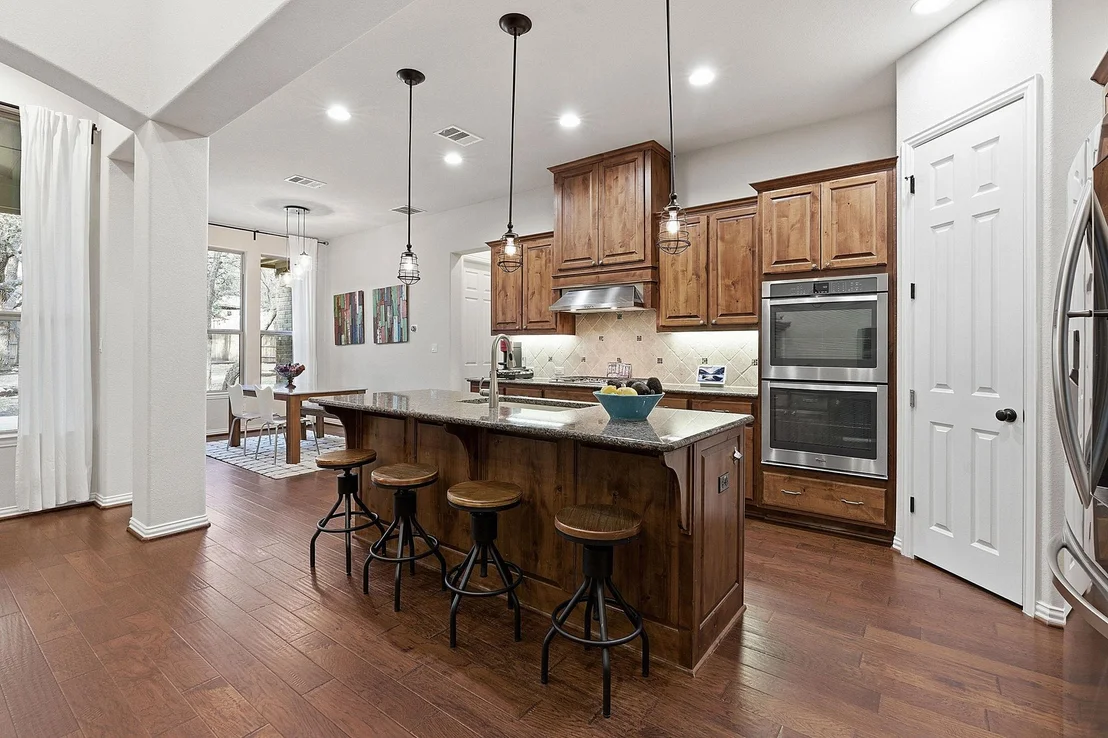 Photo of 112 Guadalupe River CV