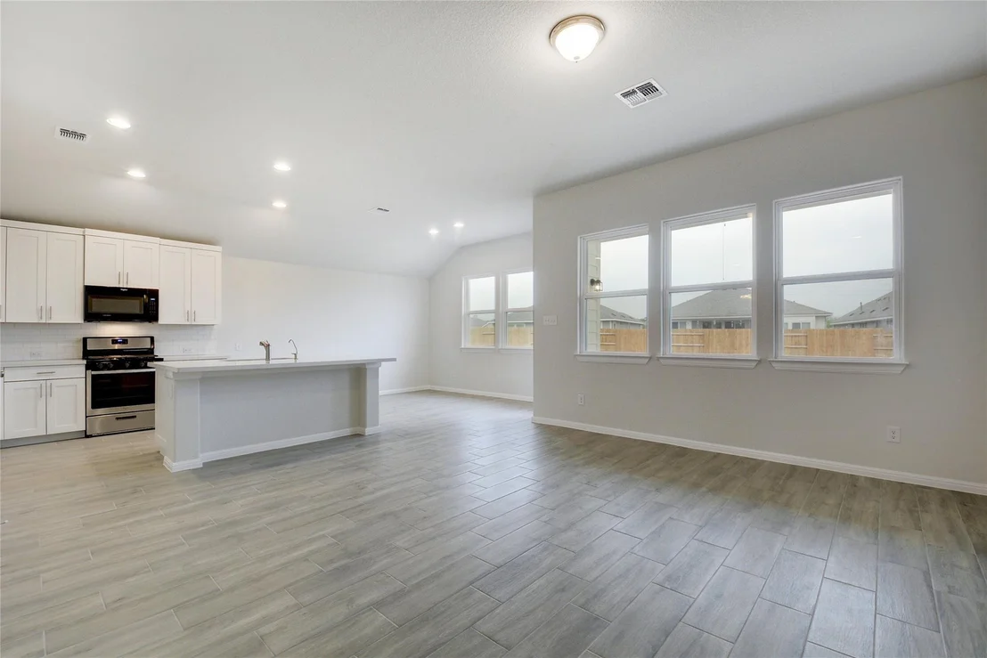Photo of 134 Edgewater TRL