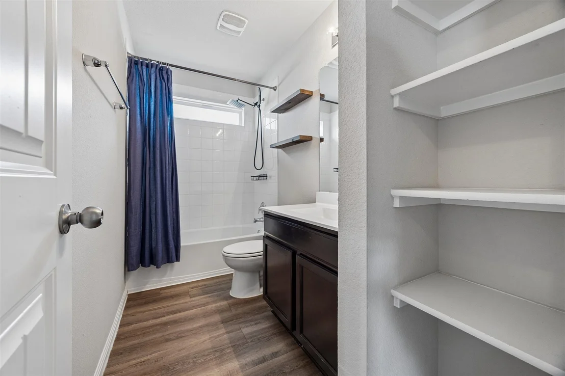 Photo of 104 Blue Sage DR