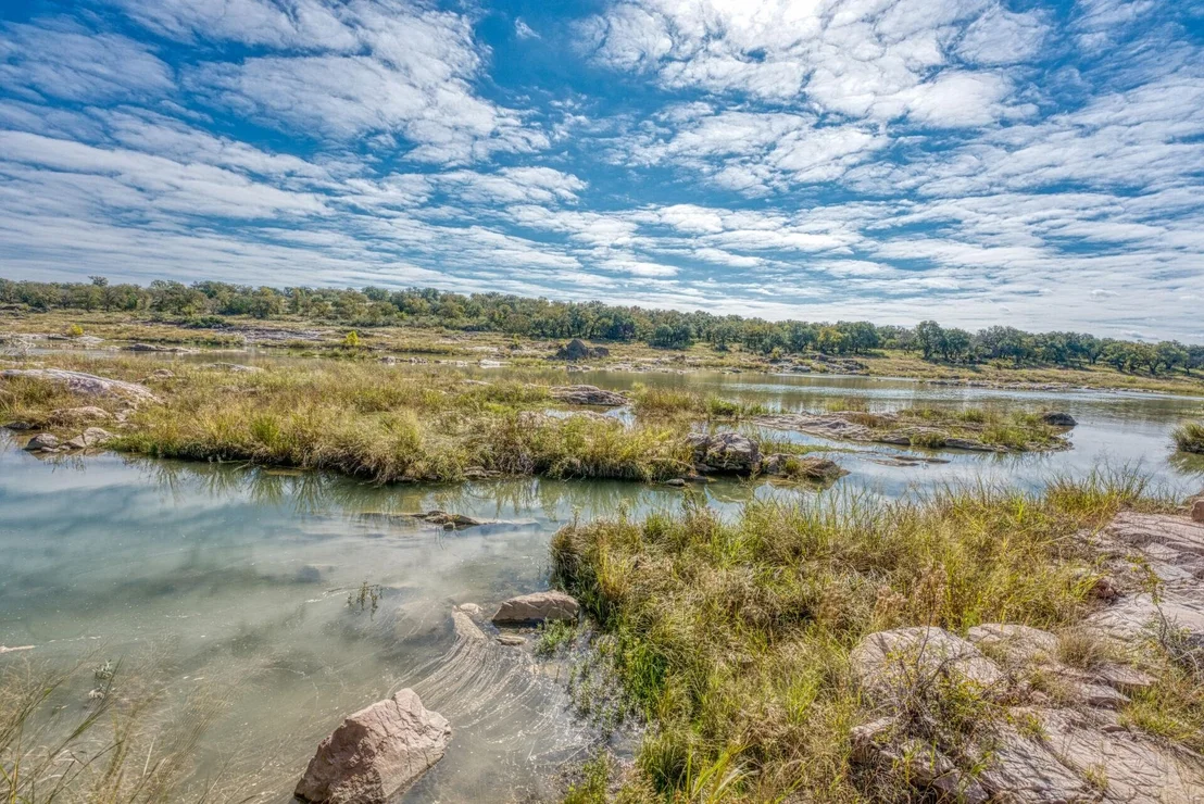 Photo of 103 E Indian Bend RD