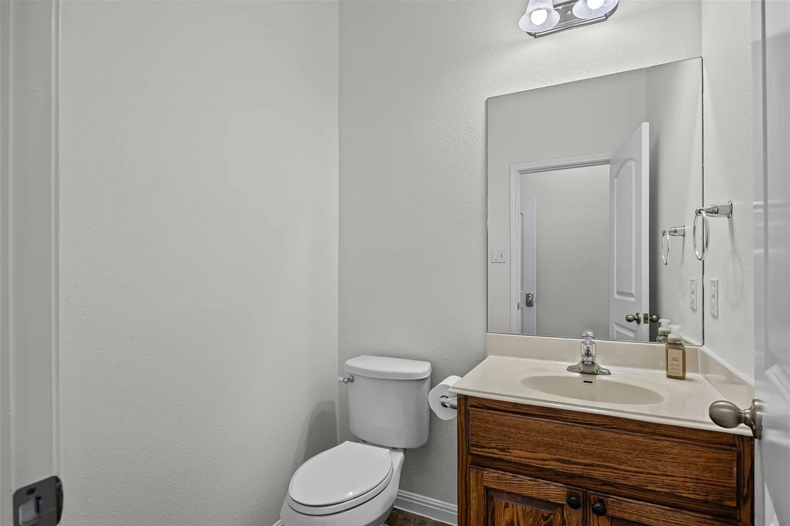 Photo of 606 Irvin DR