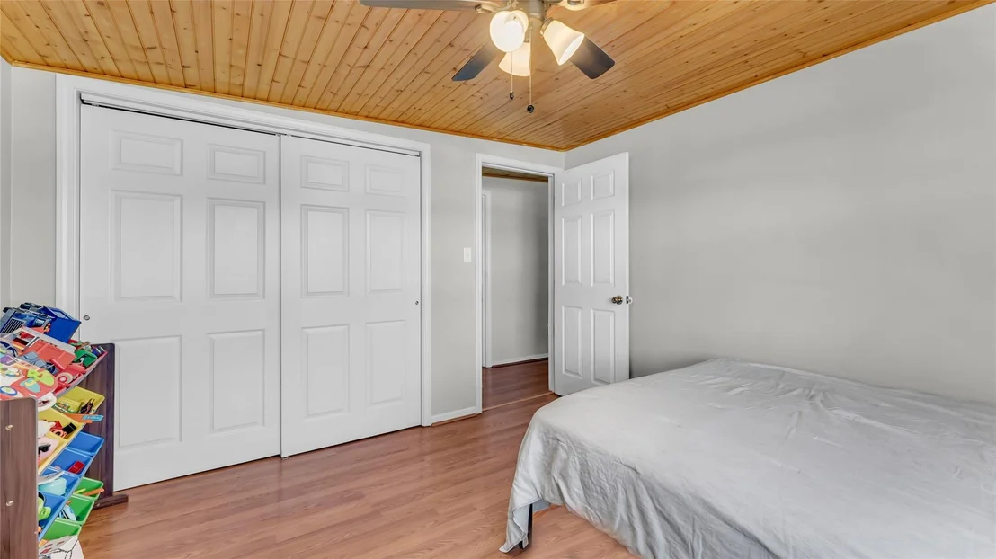 Photo of 1415 Bee LN
