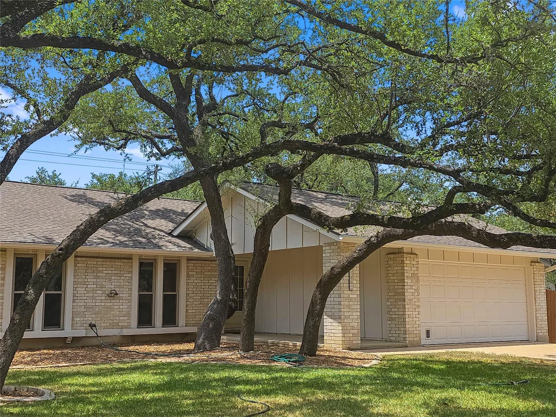 Photo of 11802 Highland Oaks TRL