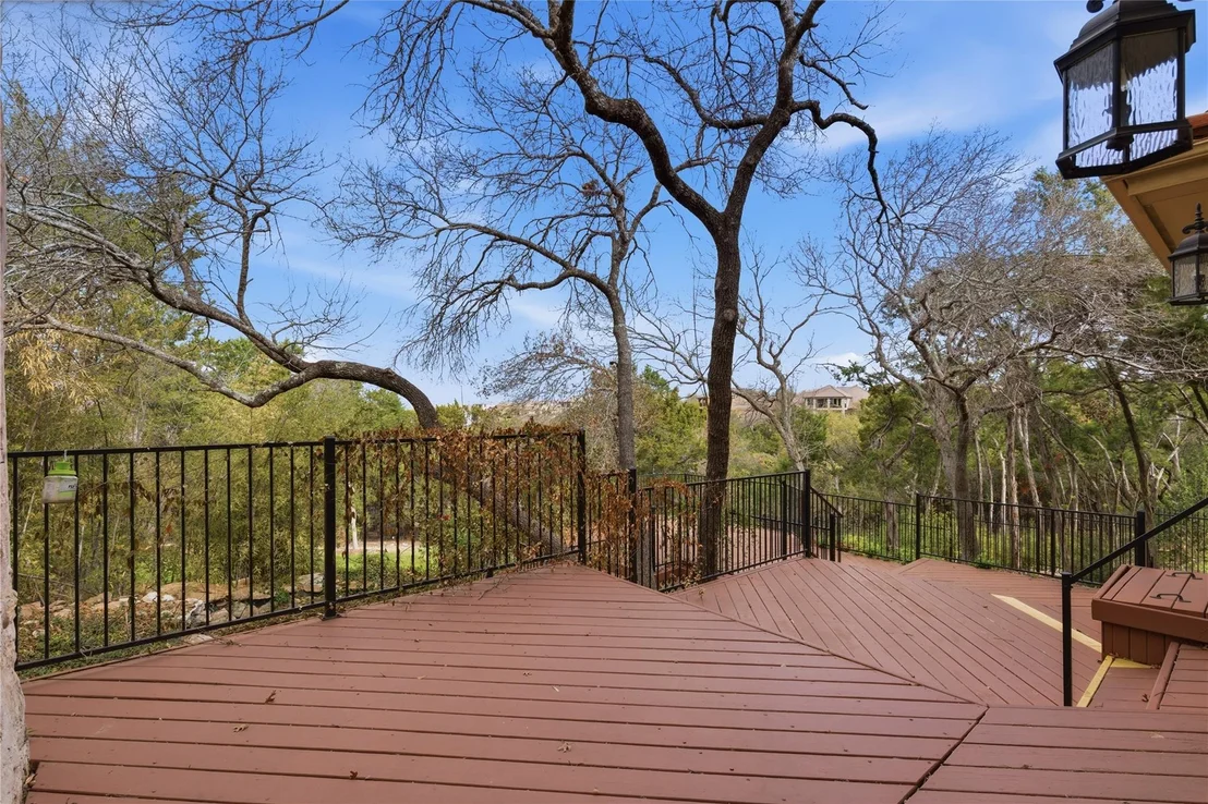 Photo of 4321 Lakeway BLVD