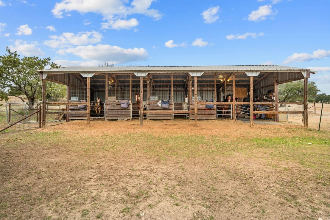 Photo of 401 Ranchview RD