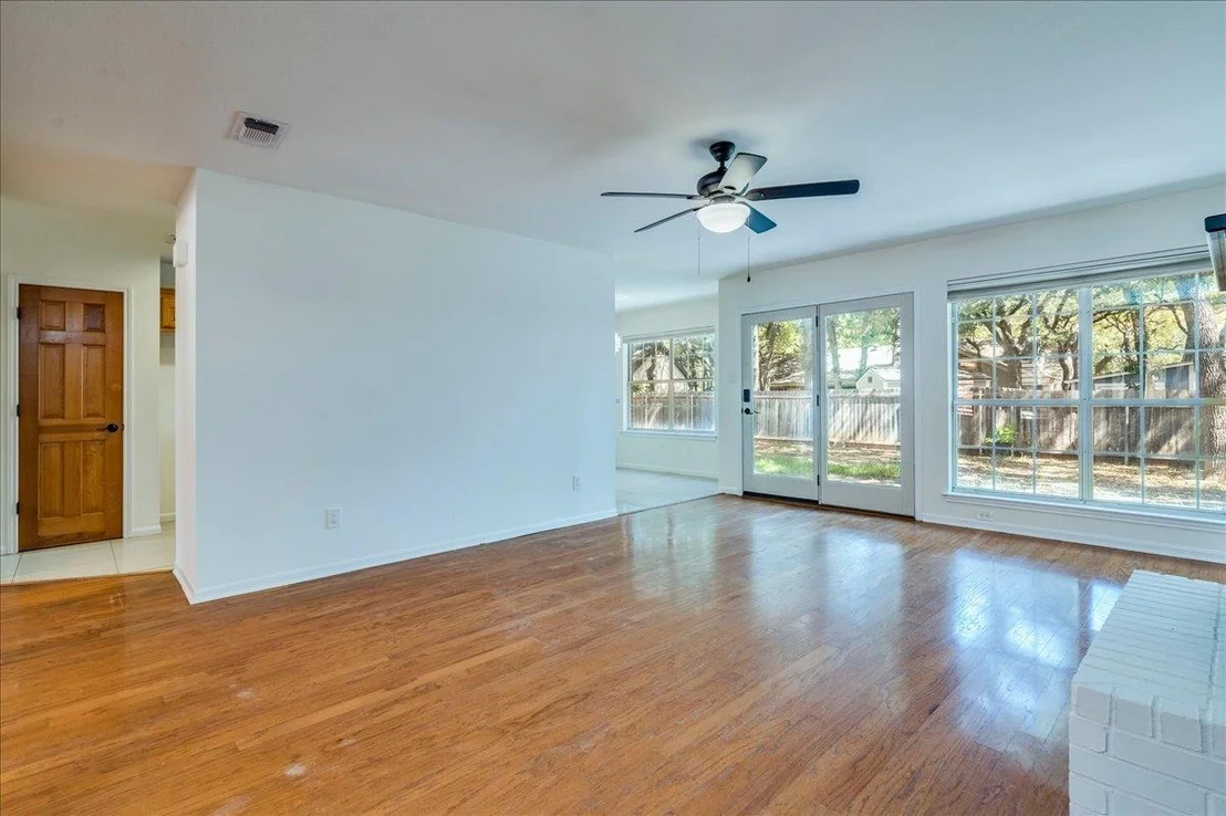 Photo of 107 Windmill CV