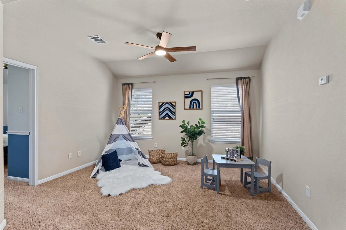 Photo of 1605 Teal TRL