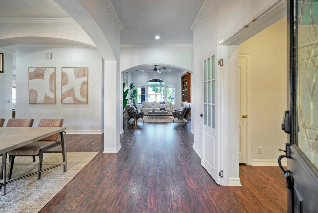 Photo of 10833 Olympia Fields LOOP