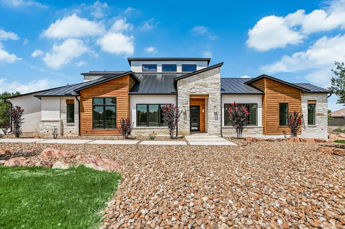 Photo of 101 Silver Way